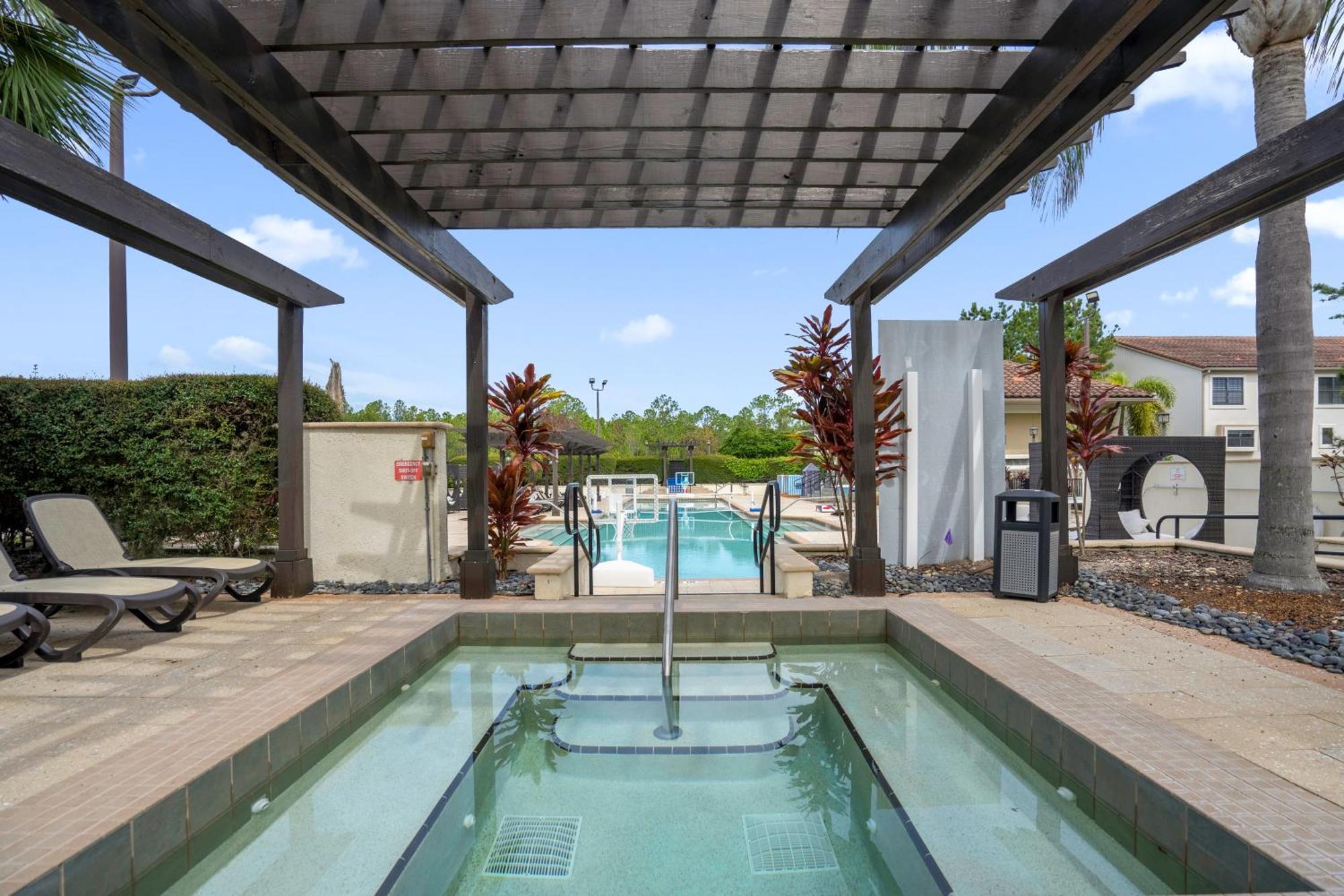 Cozy & Elegant 4Br Enchanted Townhouse - 1 Mile To Disney With Resort Pool, Gym, & Jacuzzi Orlando Bagian luar foto