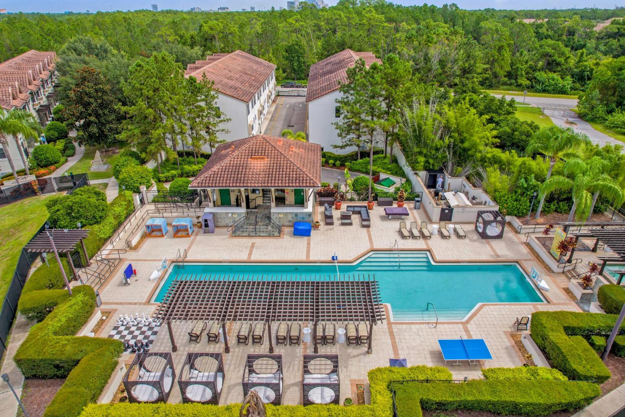 Cozy & Elegant 4Br Enchanted Townhouse - 1 Mile To Disney With Resort Pool, Gym, & Jacuzzi Orlando Bagian luar foto