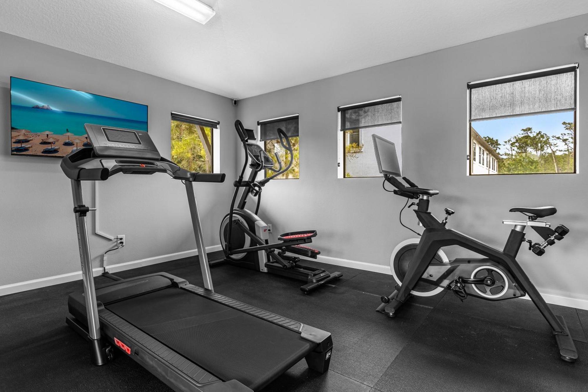 Cozy & Elegant 4Br Enchanted Townhouse - 1 Mile To Disney With Resort Pool, Gym, & Jacuzzi Orlando Bagian luar foto